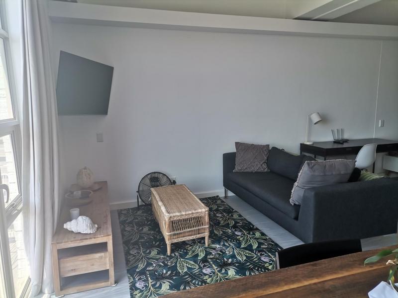 To Let 1 Bedroom Property for Rent in Woodstock Western Cape